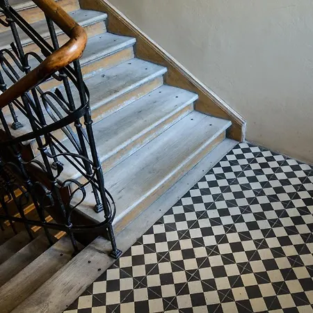 Lion - Laba Apartament *