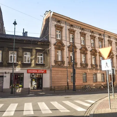 Lion - Laba Apartament